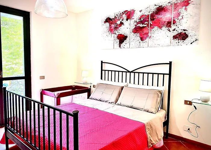 The Sisters\' House, Con Giardino Zona Bellagio