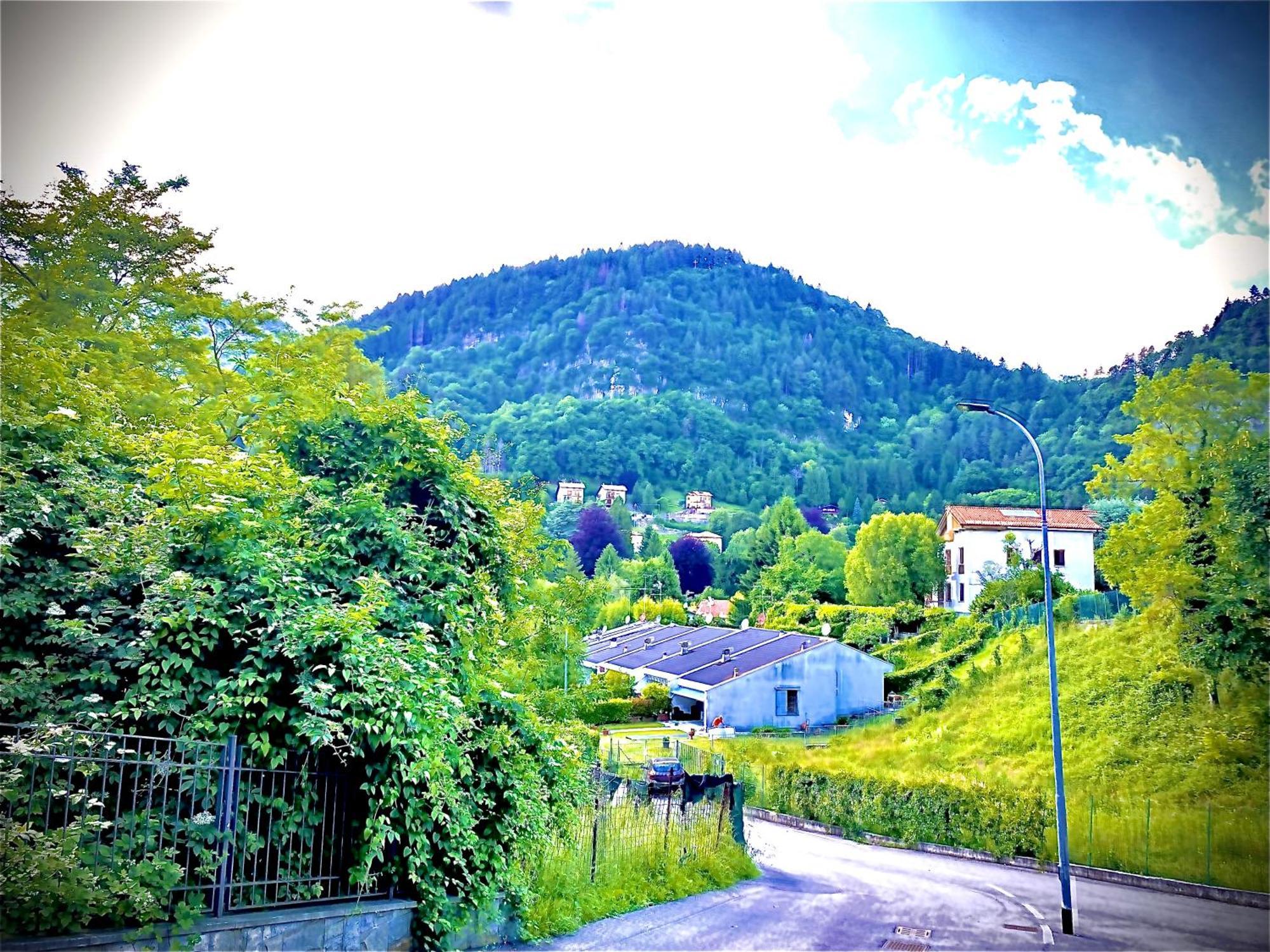 The Sisters' House, Con Giardino Zona Bellagio Casa vacanze